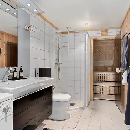 Apartment Stylish Ski-in Ski-out With Sauna & Fjord View Orpen