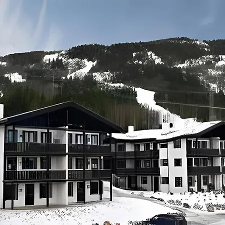 Stylish Ski-in Ski-out With Sauna & Fjord View